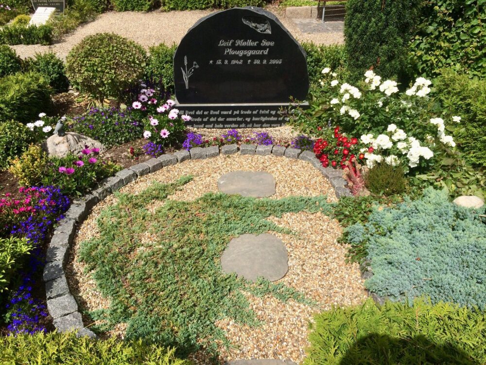 Kloster, Denmark cemetery
