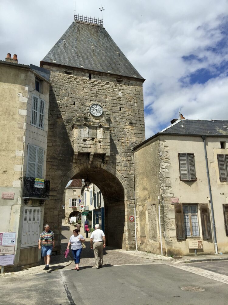 Noyers