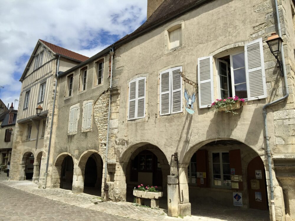 Noyers
