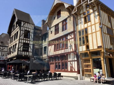 Troyes