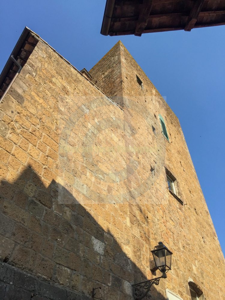 Tuscania