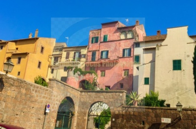 Tuscania